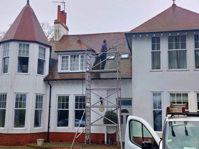 roof-cleaning-22-kireth-ai