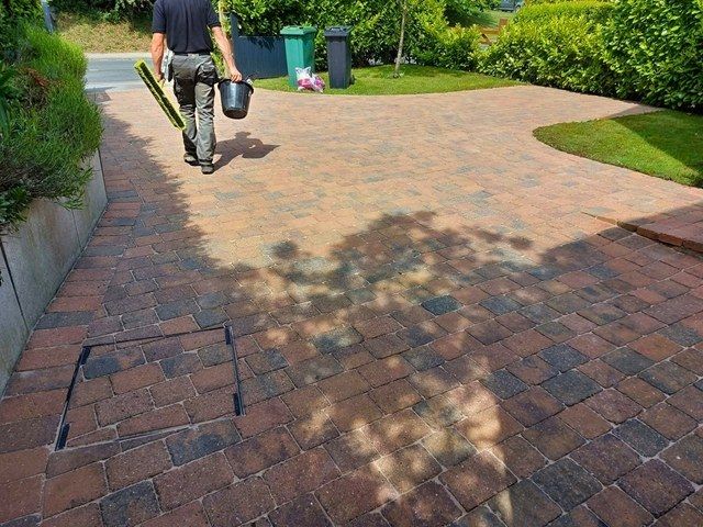 driveway-cleaning-13-kireth-ai