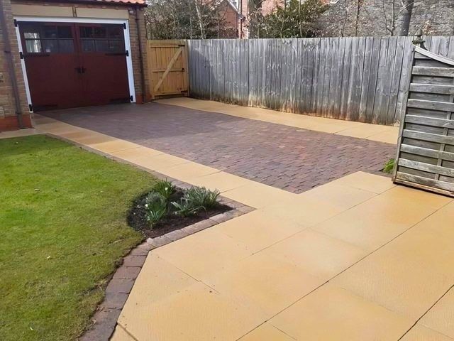 patio-cleaning-3-kireth-ai